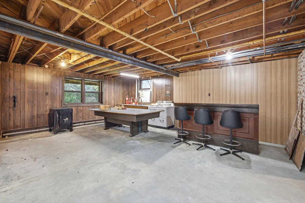 4913 Highway 25 Mountain Iron, MN 55768