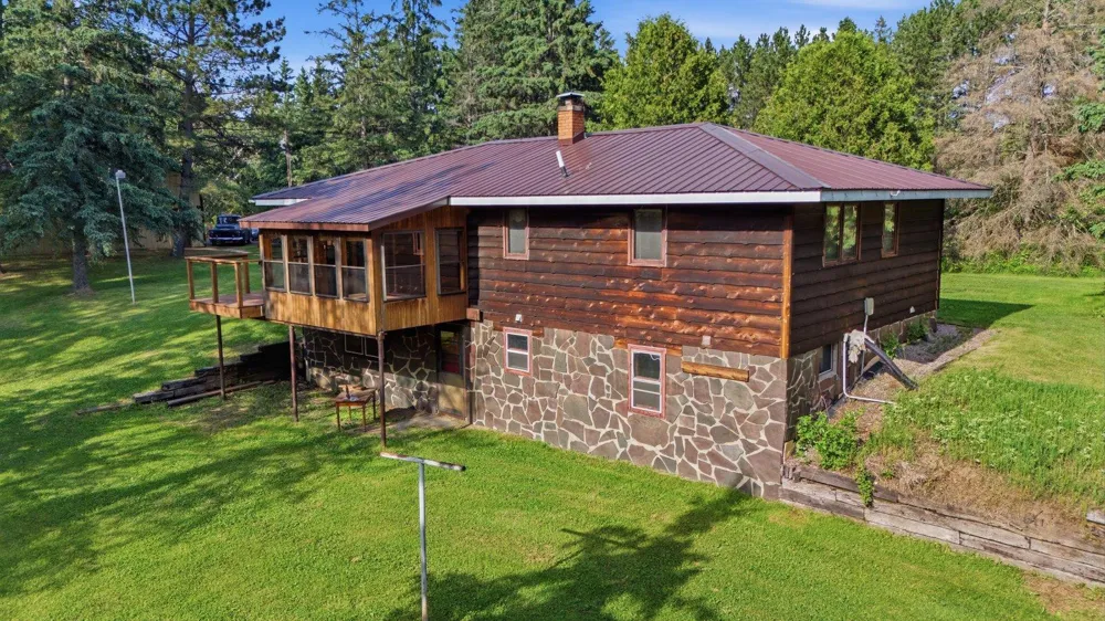 4913 Highway 25 Mountain Iron, MN 55768