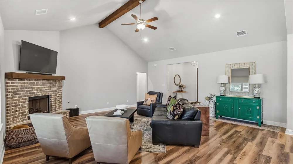 10468 Cornwall Lane Iola, TX 77861