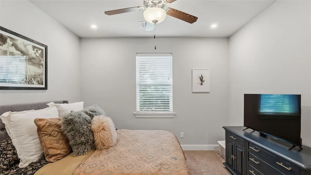 10468 Cornwall Lane Iola, TX 77861