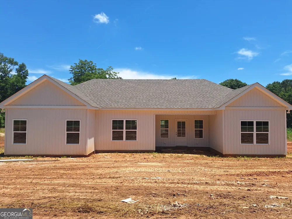 1390 Ben Brown RD Valley, AL 36854