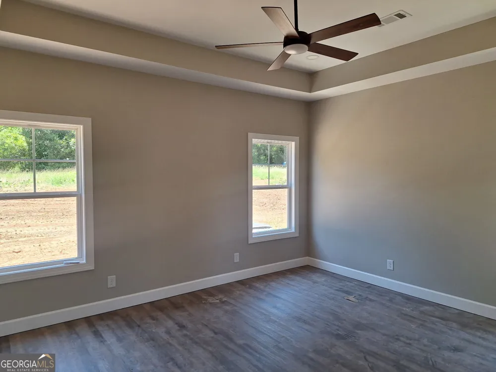 1390 Ben Brown RD Valley, AL 36854