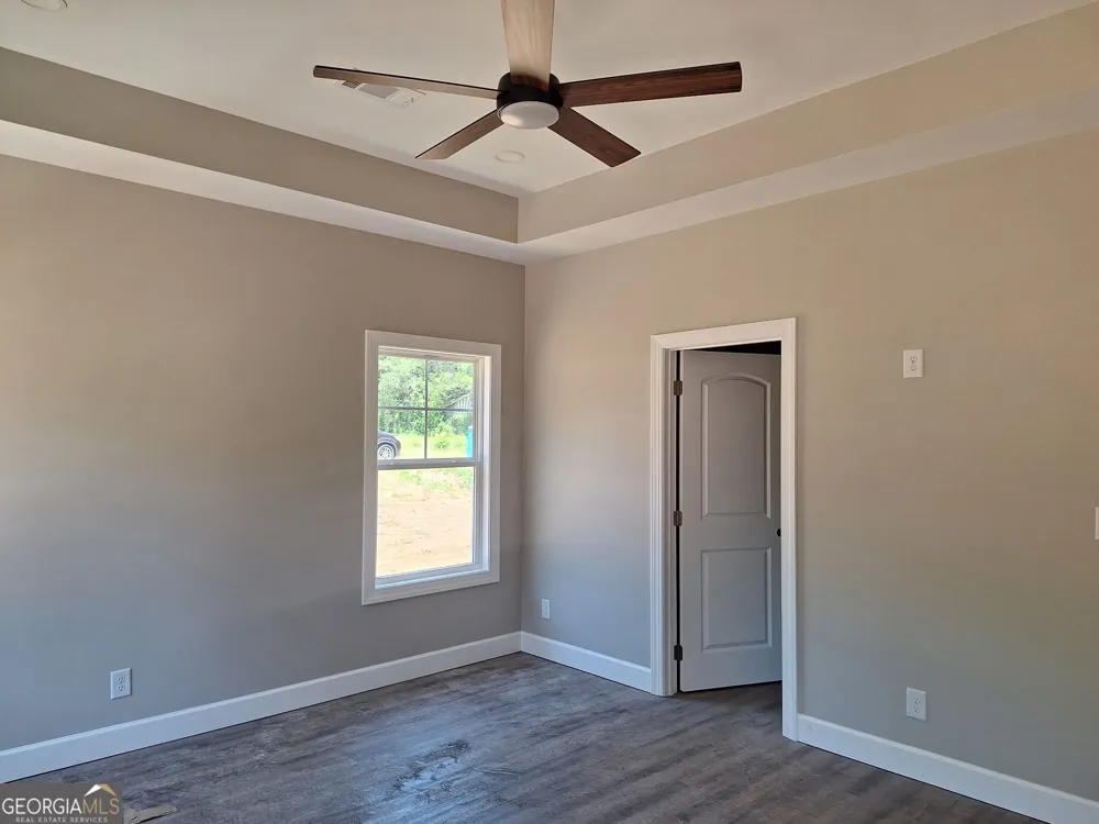 1390 Ben Brown RD Valley, AL 36854
