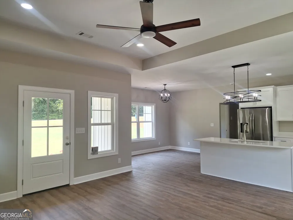 1390 Ben Brown RD Valley, AL 36854