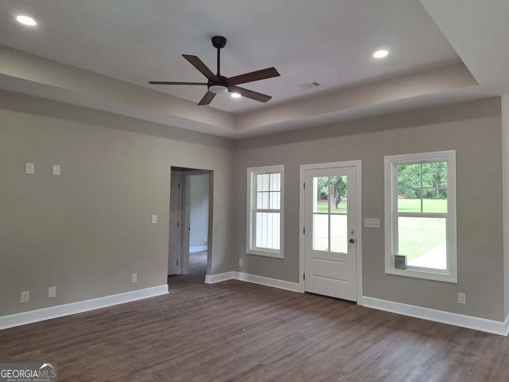 1390 Ben Brown RD Valley, AL 36854