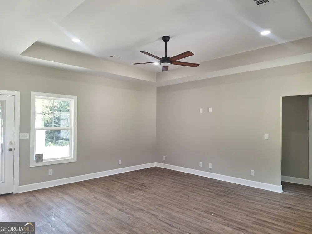 1390 Ben Brown RD Valley, AL 36854