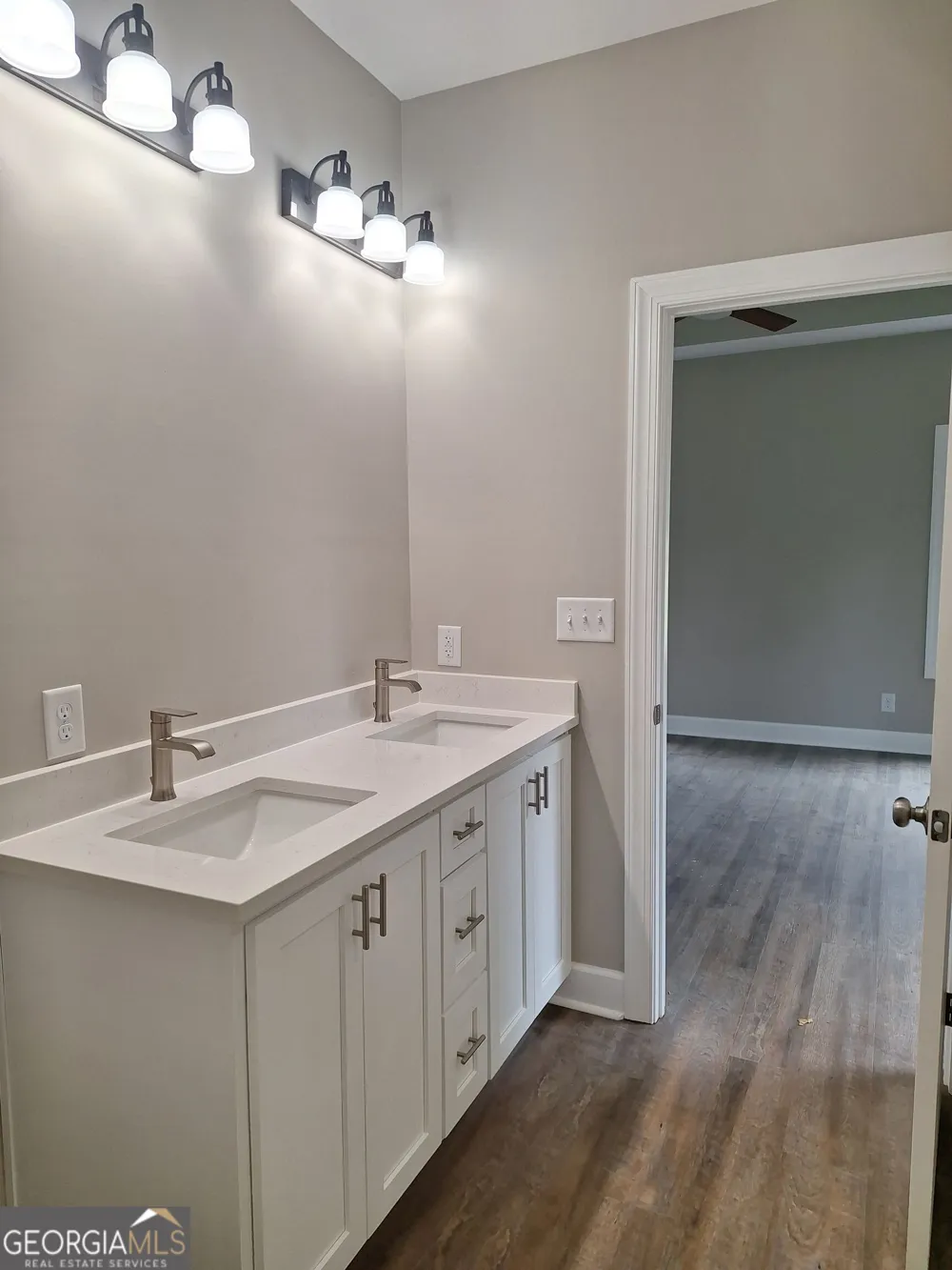 1390 Ben Brown RD Valley, AL 36854