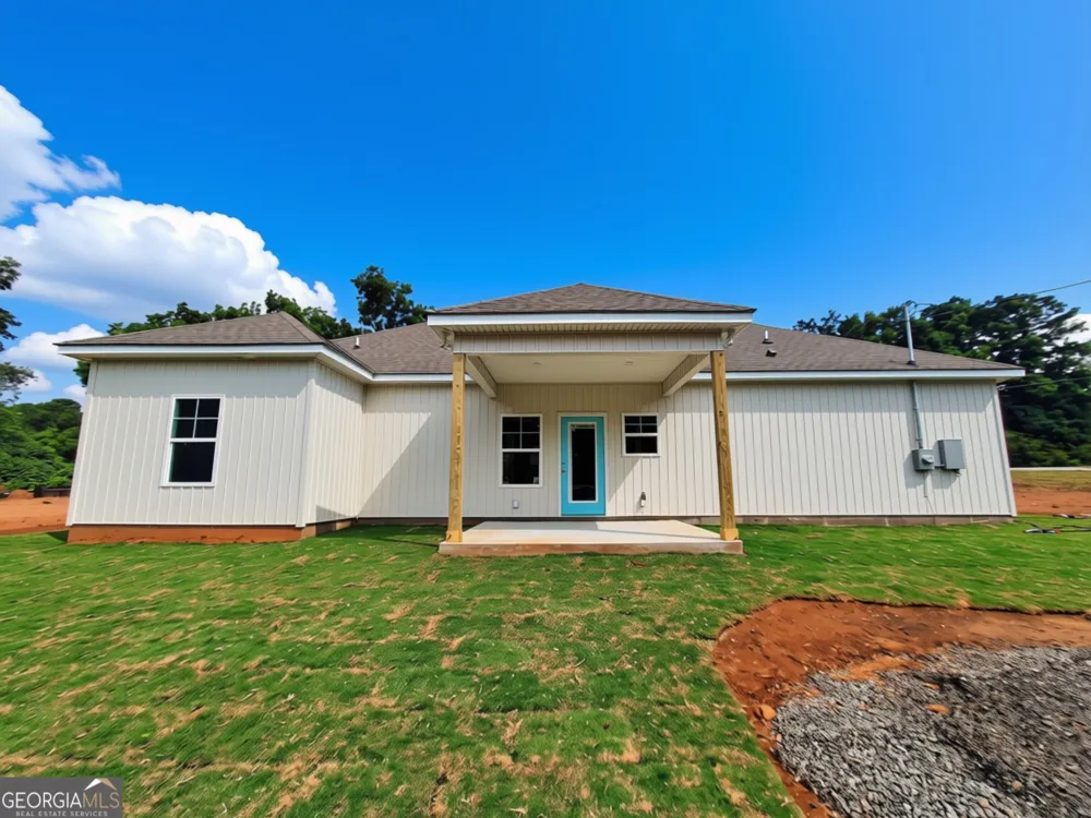1390 Ben Brown RD Valley, AL 36854