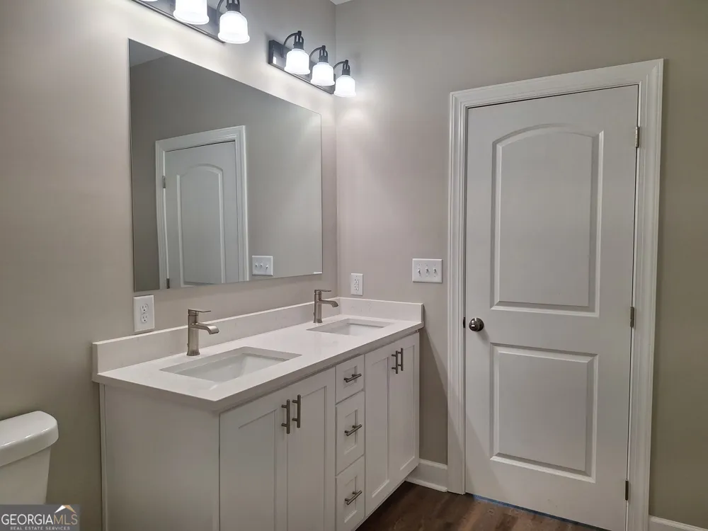 1390 Ben Brown RD Valley, AL 36854