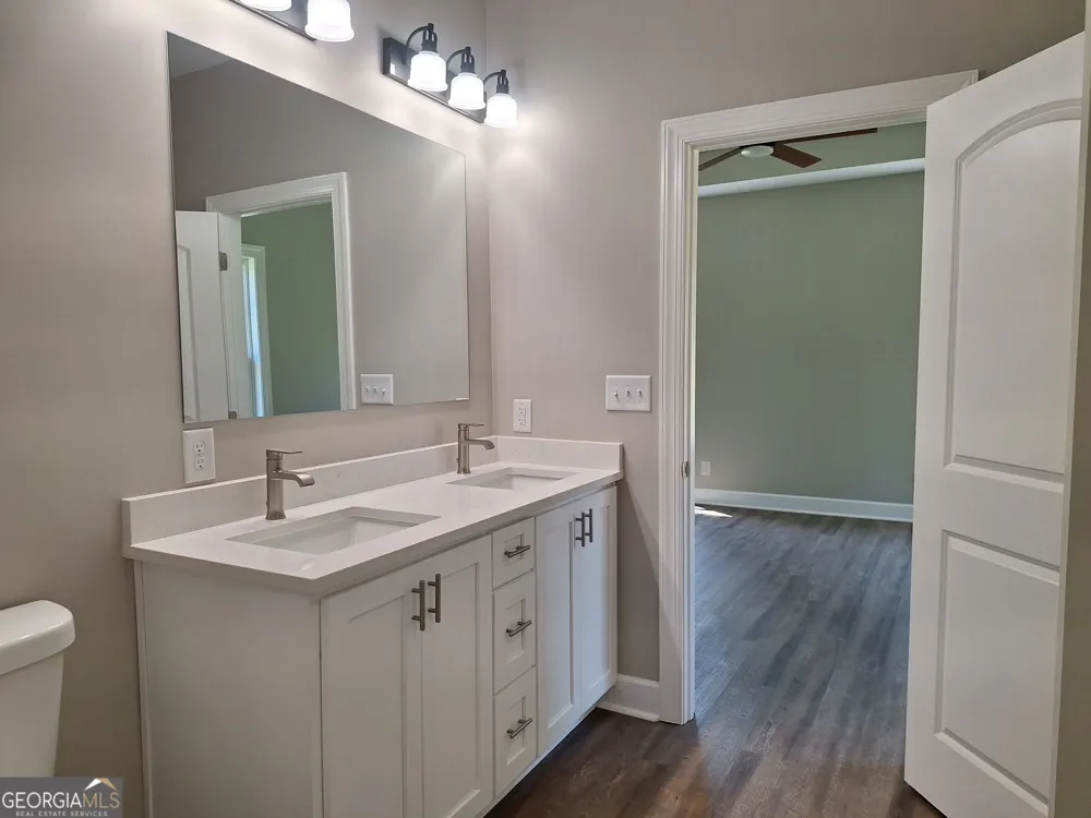 1390 Ben Brown RD Valley, AL 36854
