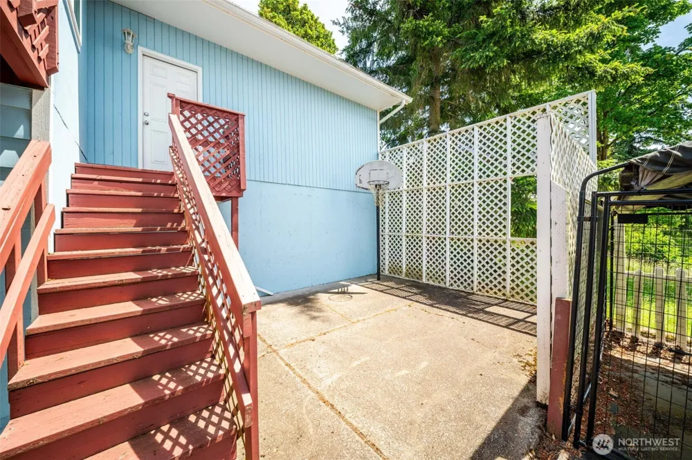 80 Summit Drive Kalama, WA 98625