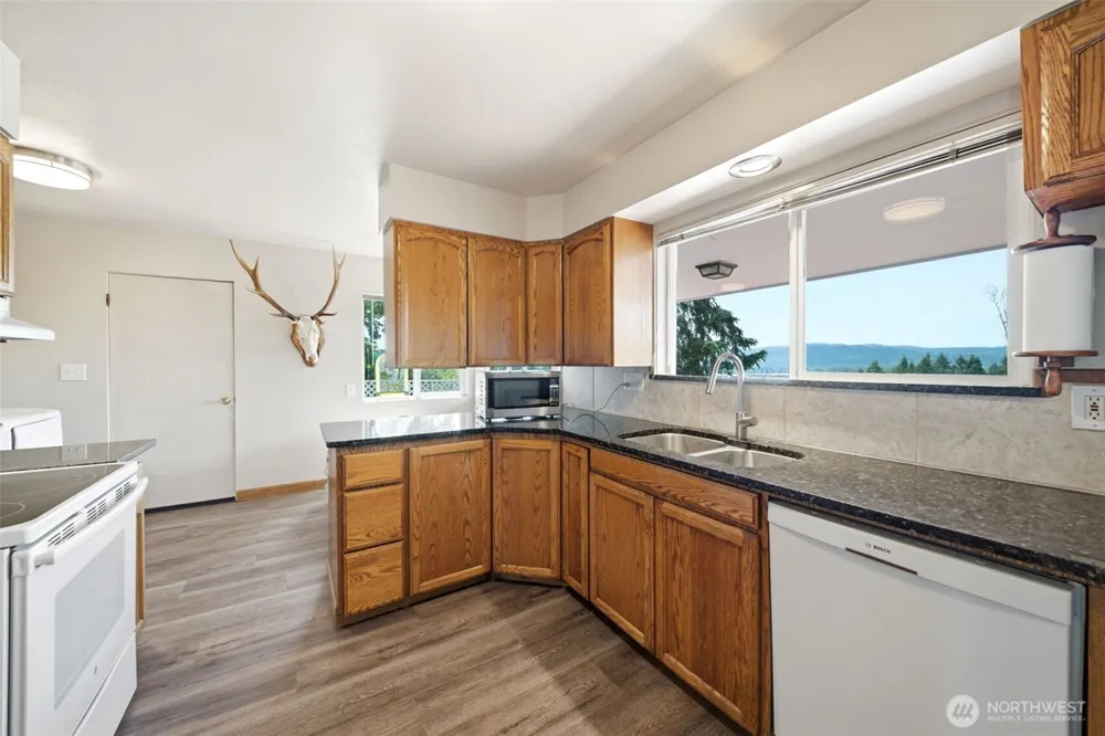 80 Summit Drive Kalama, WA 98625