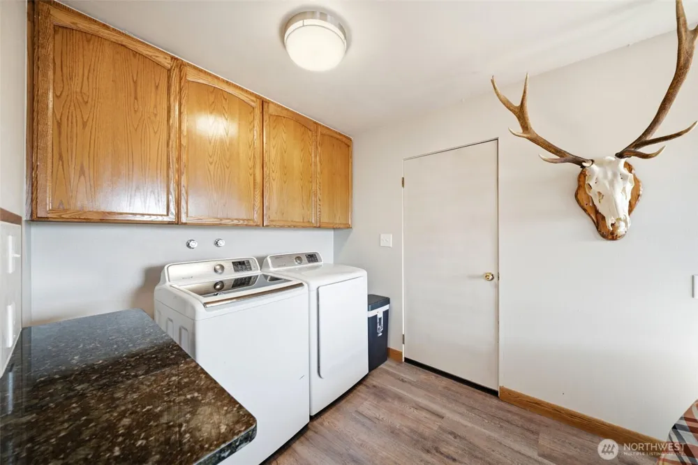 80 Summit Drive Kalama, WA 98625