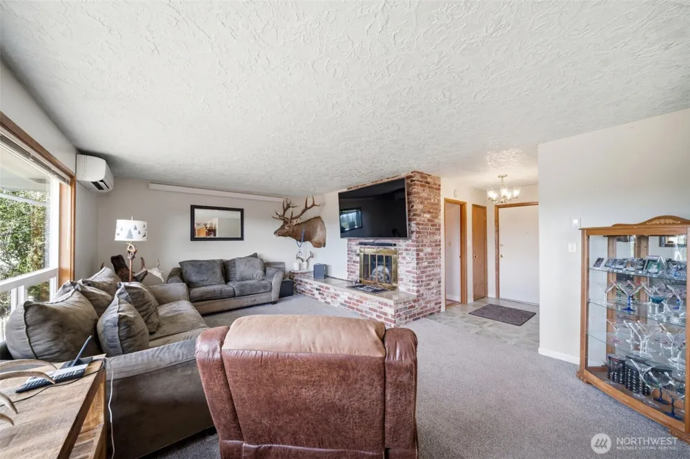 80 Summit Drive Kalama, WA 98625
