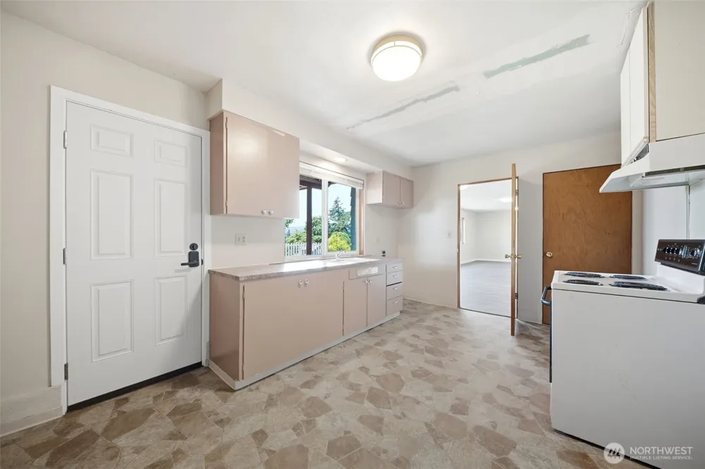80 Summit Drive Kalama, WA 98625