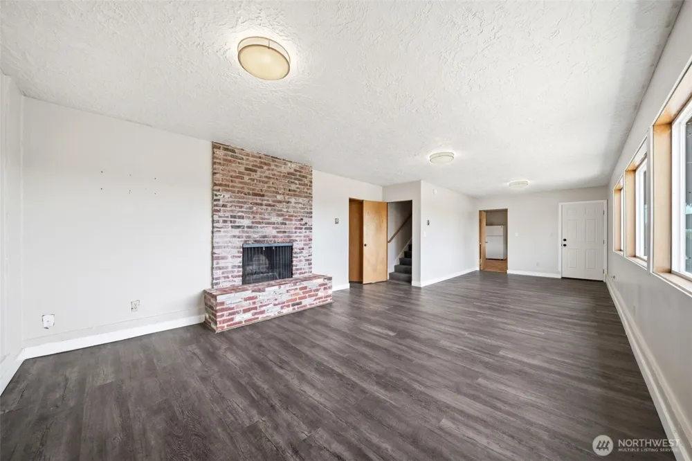 80 Summit Drive Kalama, WA 98625