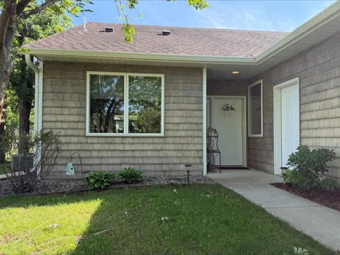500 Shoreacres Court SW