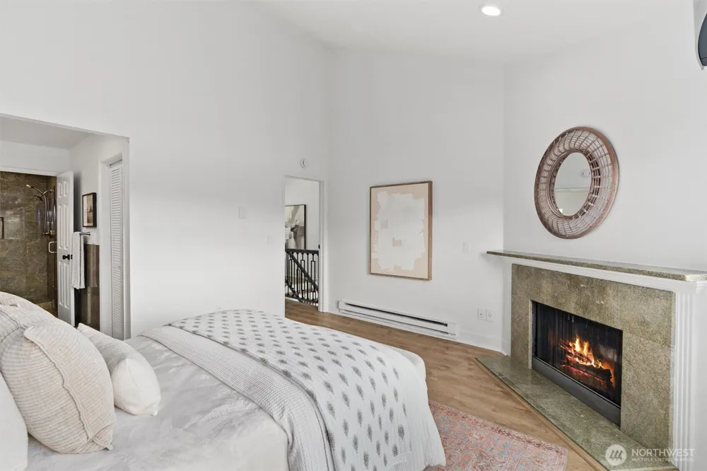 4 Lake Bellevue Drive #206 Bellevue, WA 98005
