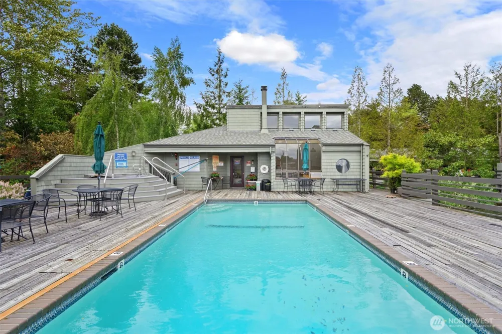 4 Lake Bellevue Drive #206 Bellevue, WA 98005