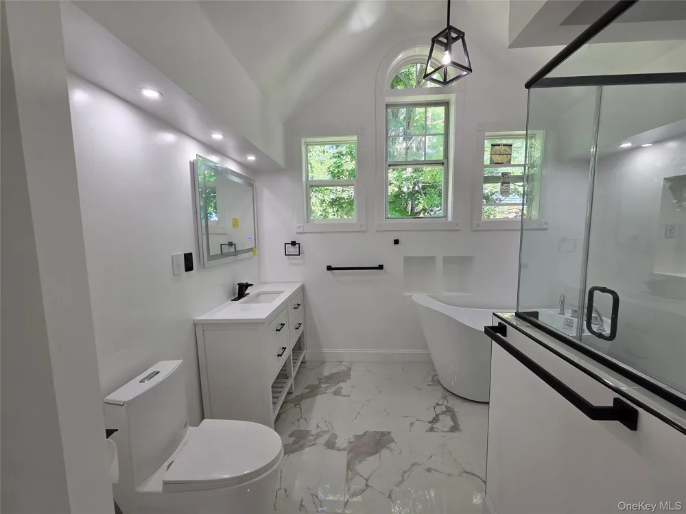 9 Depot Hill Road Amenia, NY 12501