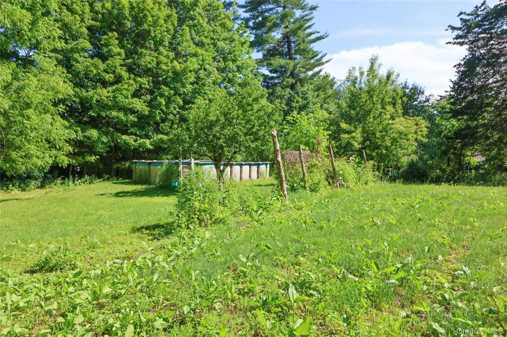 4320 Rte. 209 Stone Ridge, NY 12484