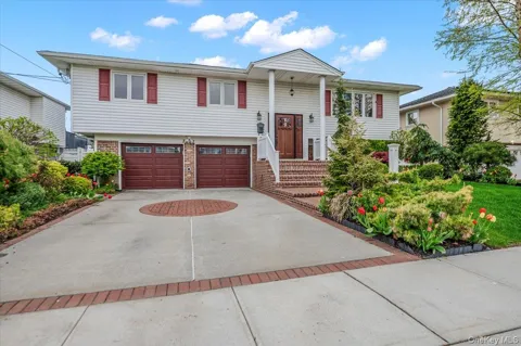 3251 Ocean Harbor Drive