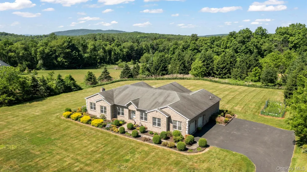 41 Flint Road Millbrook, NY 12545