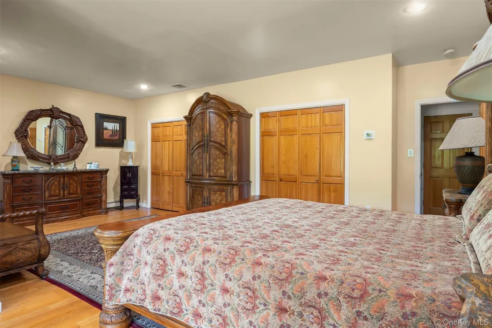 41 Flint Road Millbrook, NY 12545