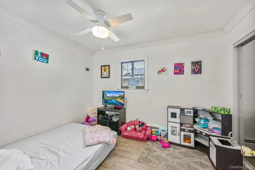 87 Biltmore Drive Mastic Beach, NY 11951