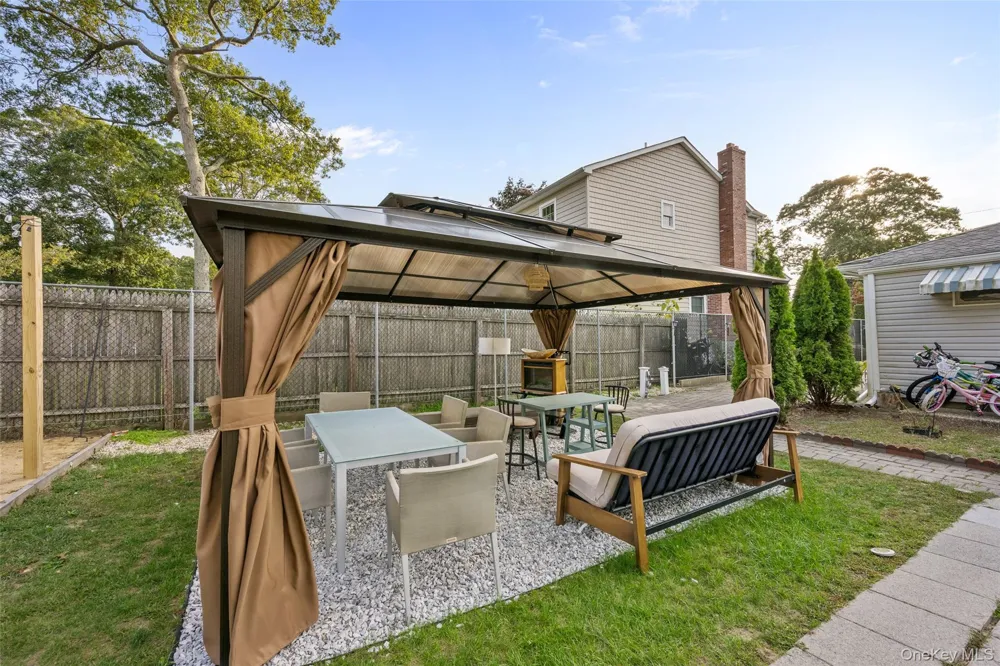 87 Biltmore Drive Mastic Beach, NY 11951