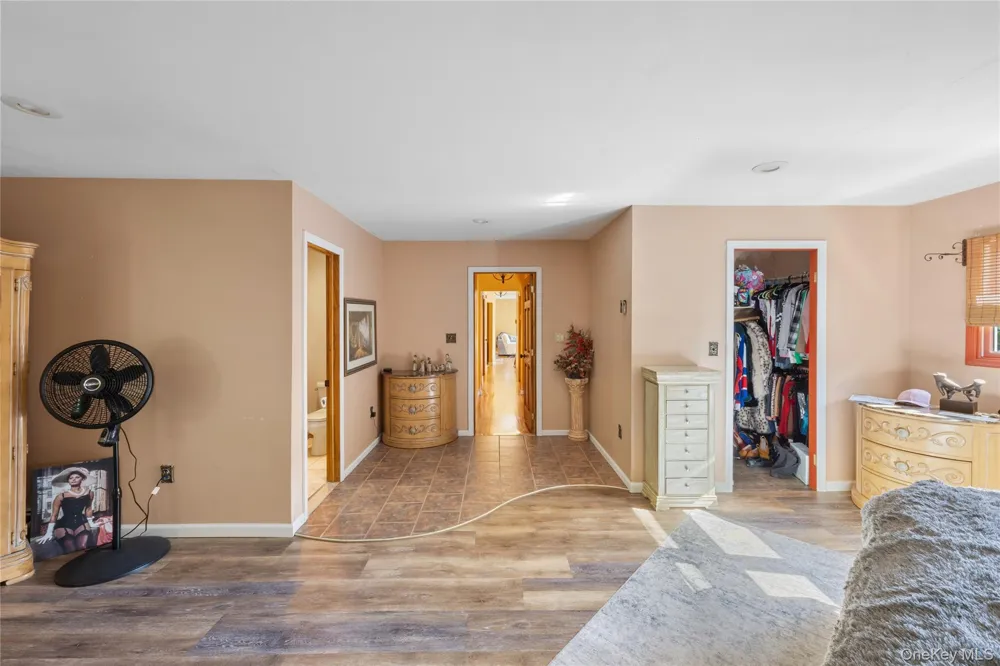 111 Brunswick Road Lake Ronkonkoma, NY 11779