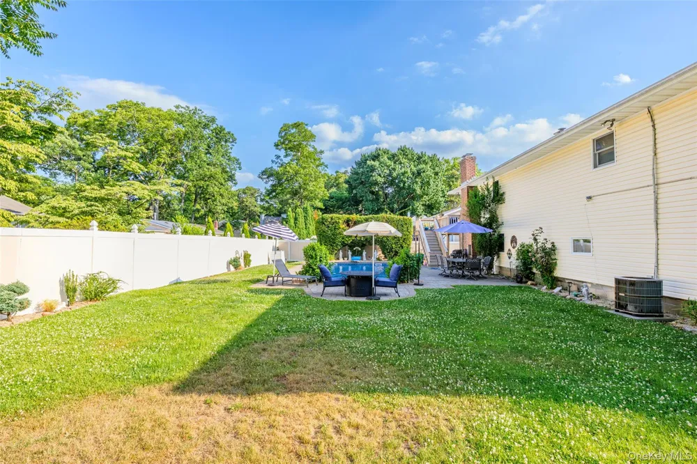 111 Brunswick Road Lake Ronkonkoma, NY 11779