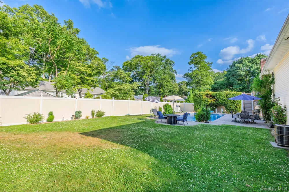 111 Brunswick Road Lake Ronkonkoma, NY 11779