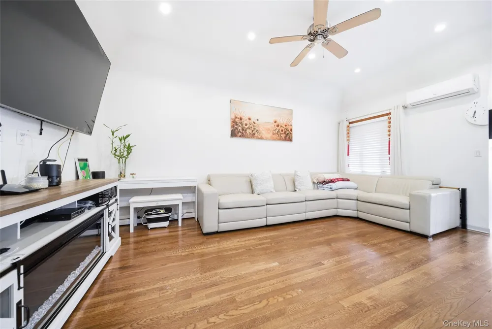 53-74 62nd Street Maspeth, NY 11378