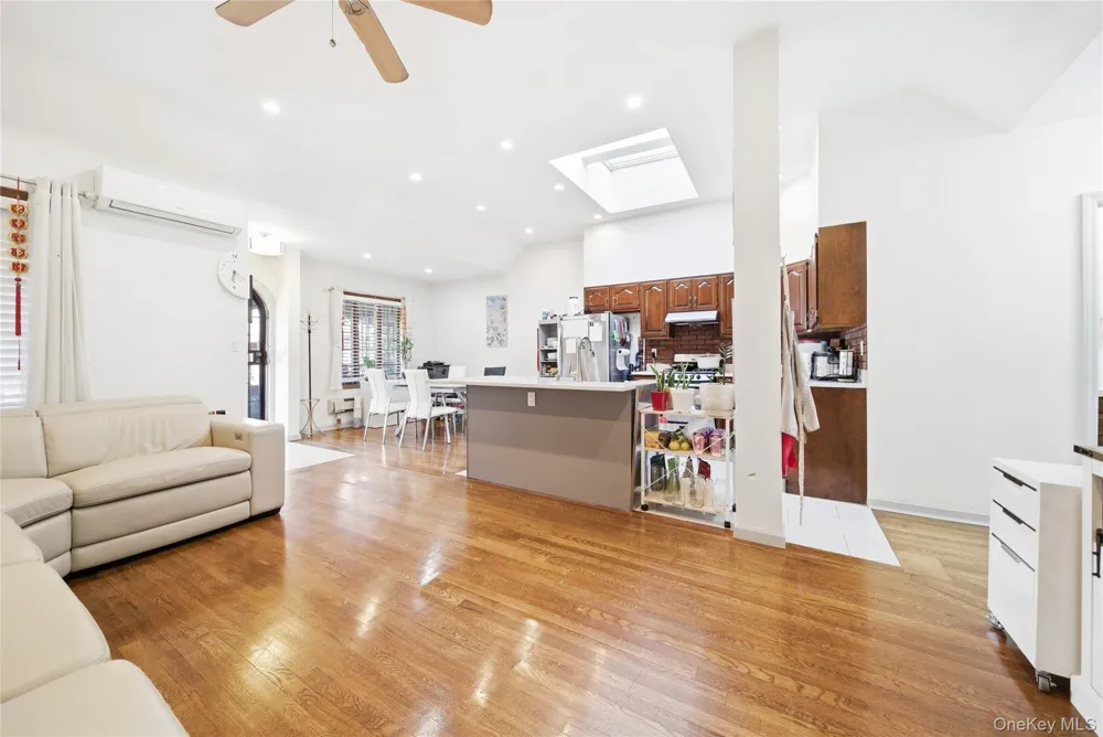 53-74 62nd Street Maspeth, NY 11378