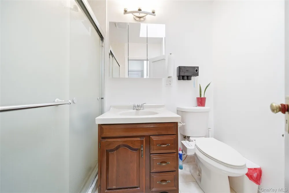 53-74 62nd Street Maspeth, NY 11378