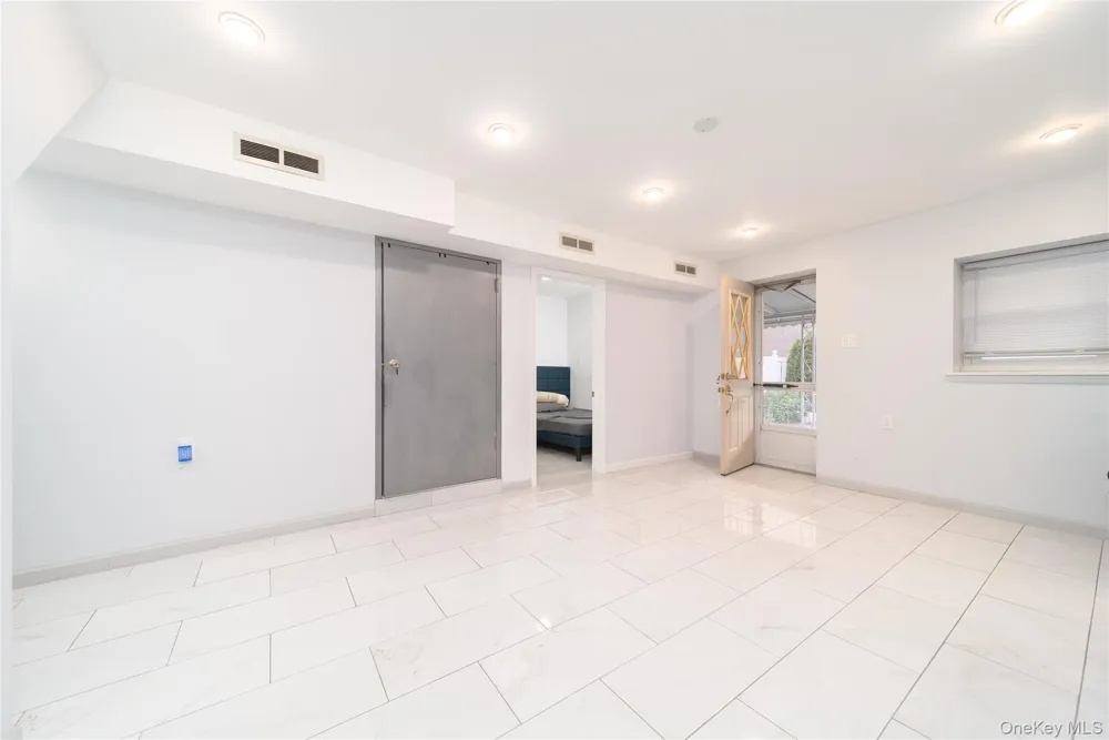 53-74 62nd Street Maspeth, NY 11378