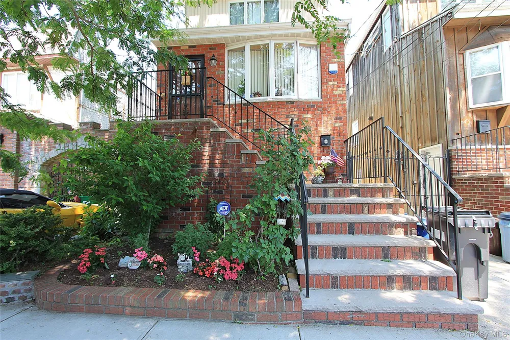 72-19 66th Road Middle Village, NY 11379