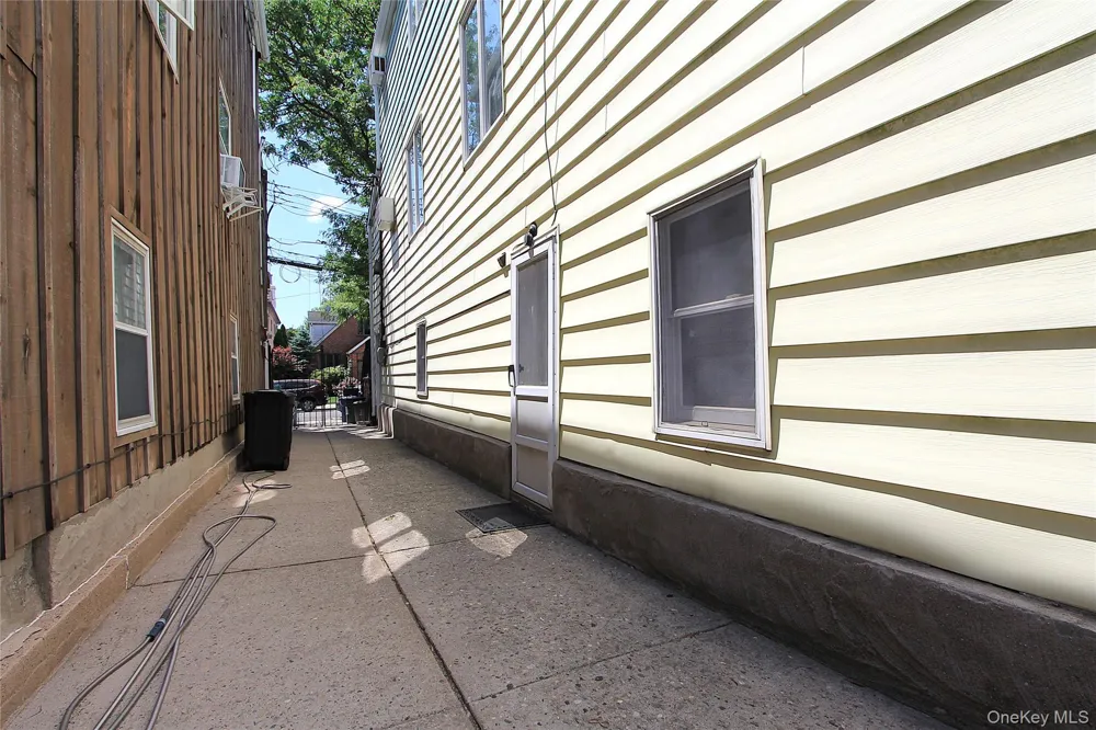 72-19 66th Road Middle Village, NY 11379