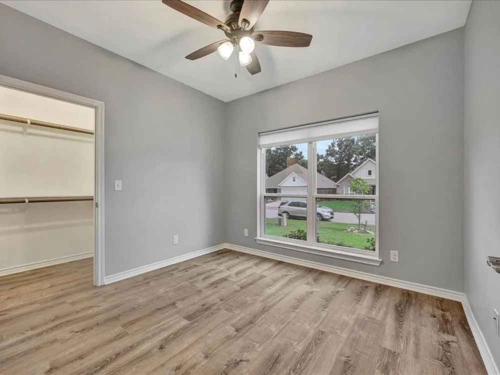309 Saddle Brook Drive Lufkin, TX 75904