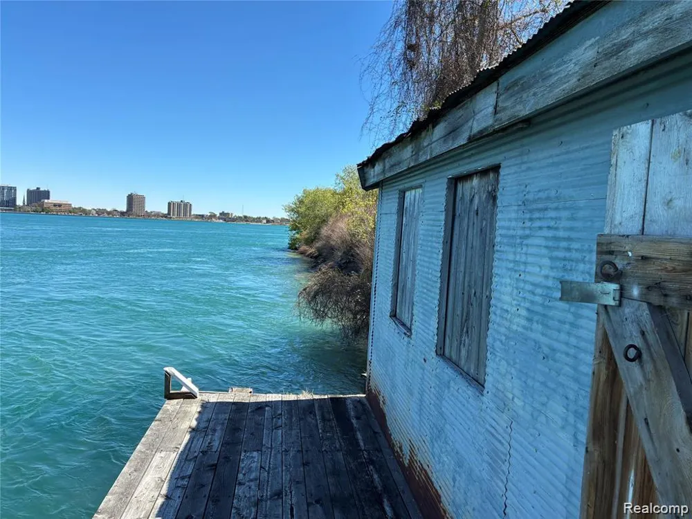 804 Merchant Street Port Huron City, MI 48060