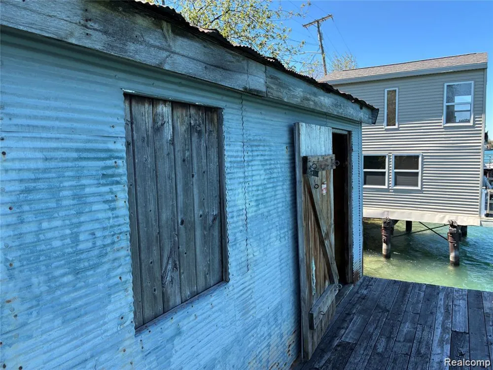 804 Merchant Street Port Huron City, MI 48060