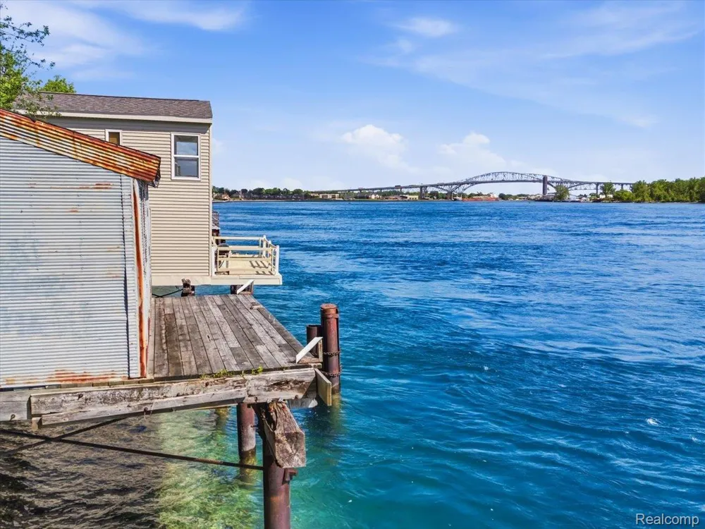 804 Merchant Street Port Huron City, MI 48060