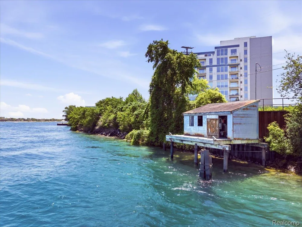 804 Merchant Street Port Huron City, MI 48060