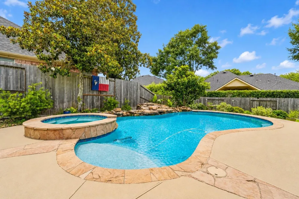 2110 Lost Maples Trail Kingwood, TX 77345