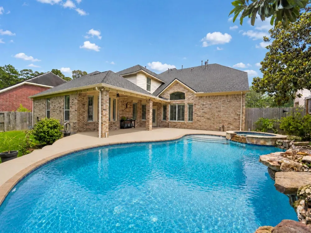 2110 Lost Maples Trail Kingwood, TX 77345