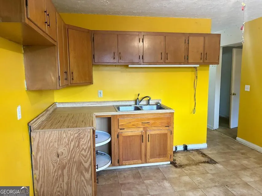 1004 Chestnut ST LaFayette, GA 30728