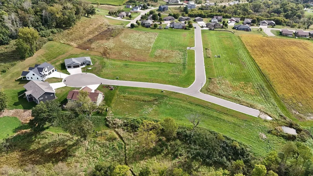 225 Pheasant Run Rollingstone, MN 55969