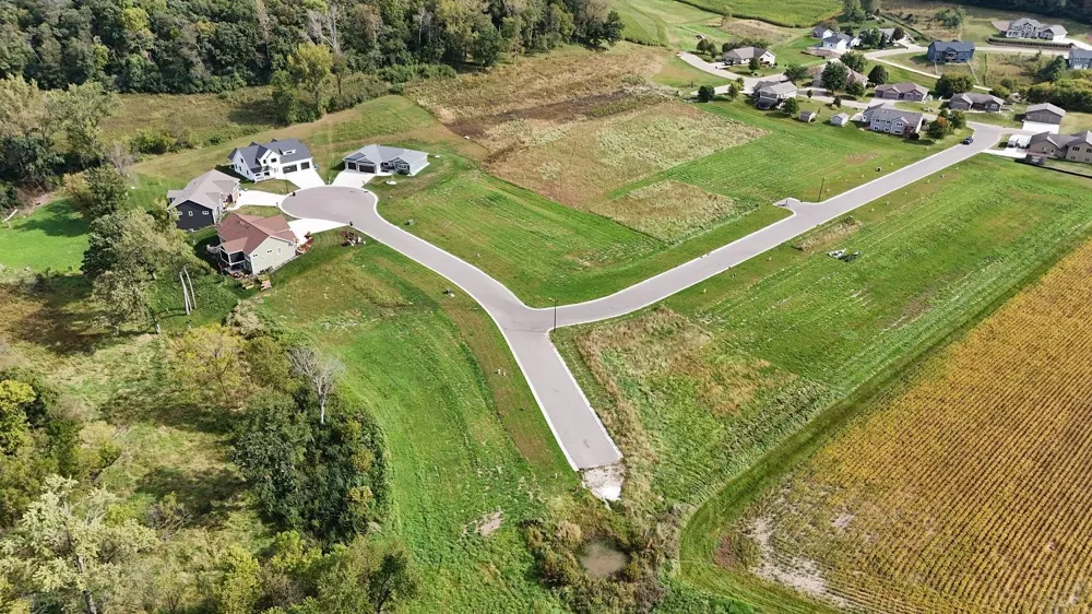 275 Pheasant Run Rollingstone, MN 55969