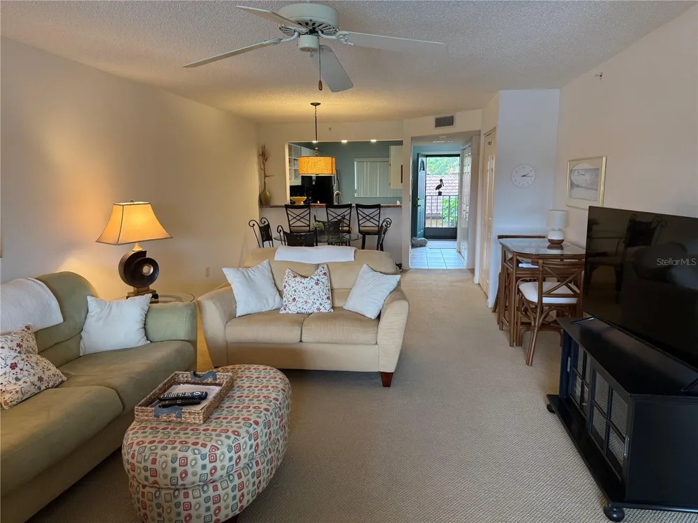 5555 ASHTON LAKE DRIVE #5555 Sarasota, FL 34231